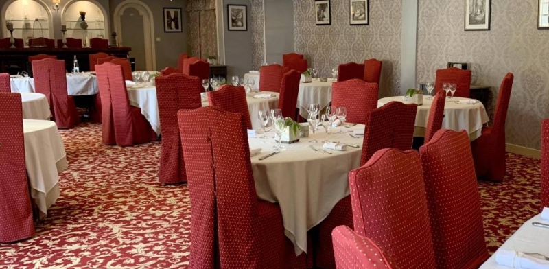 Le restaurant - Auberge Du Port Des Roches - restaurant LUCHE-PRINGE - Restaurant Le Lude - restaurant La Flèche