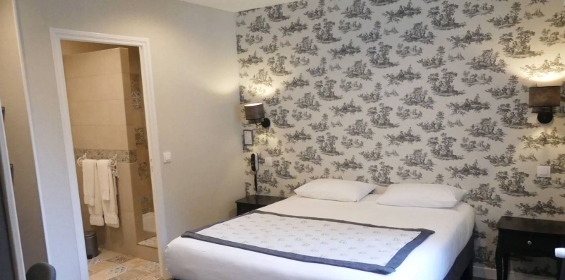 L'Hôtel - Auberge Du Port Des Roches - restaurant LUCHE-PRINGE - Hôtel à La Flèche - Restaurant Sarthe